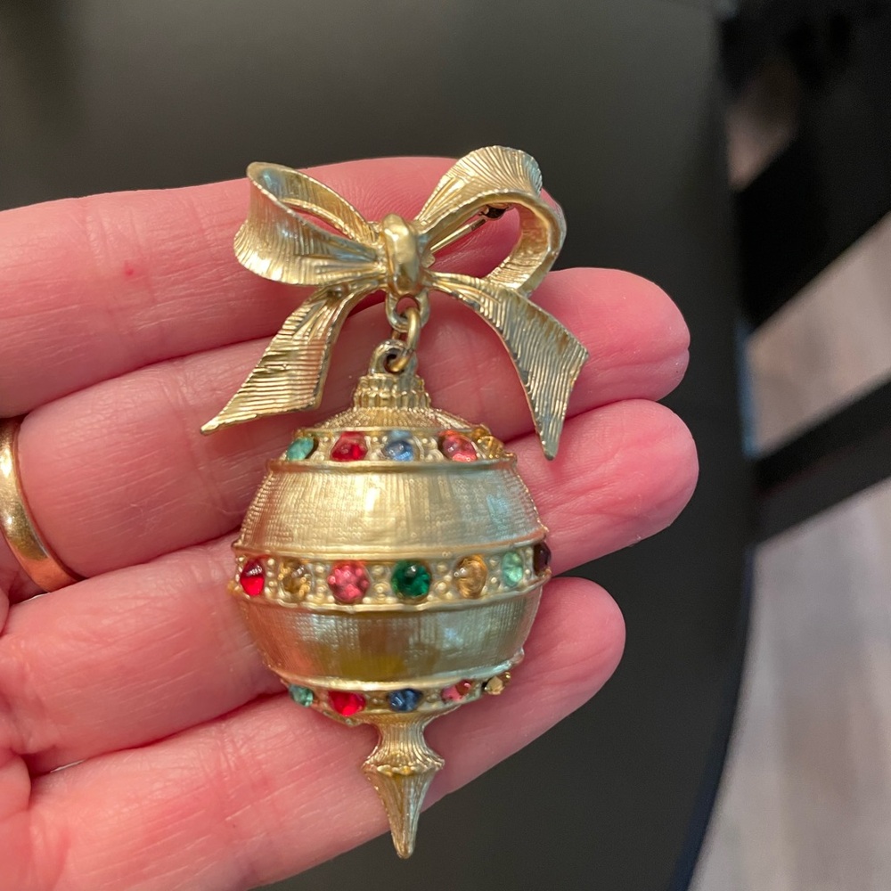 Vintage Dangling Ornament Brooch with Colorful Gem Accents - Picture 2 of 4